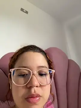 Snapshot of Lucyklein2022 chatting on July 12, 2026, 3:46 pm Lucyklein2022 online show from July 12, 2026, 3:46 pm
