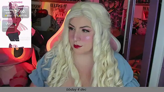 candyy new online show from December 18, 2025, 6:18 am