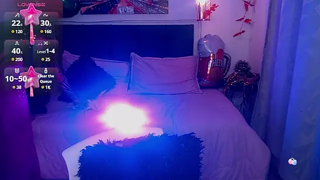 vaness weet online show from March 18, 2025, 10:48 pm