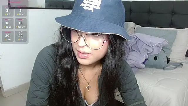 vaness weet online show from October 27, 2025, 7:59 pm