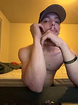 Snapshot of trippyski chatting on October 19, 2025, 6:27 am trippyski online show from October 19, 2025, 6:27 am