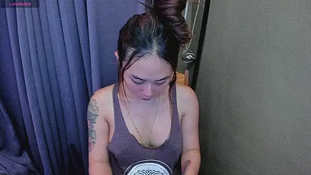 MissAyaCollins online show from September 26, 2025, 6:09 am