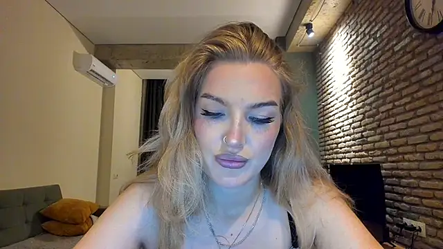 fifteenpoem online show from June 26, 2026, 2:39 am