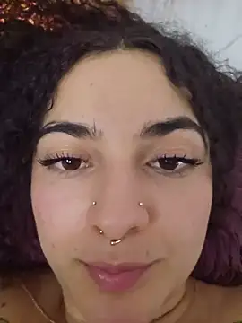 Snapshot of merida_bell18 chatting on July 5, 2026, 4:19 am merida bell18 online show from July 5, 2026, 4:19 am