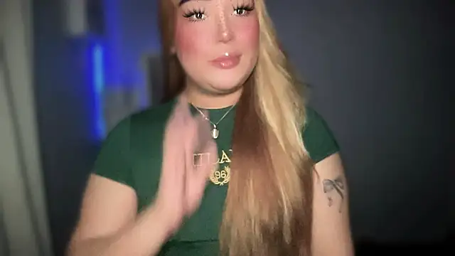 MissCataleyaxxx online show from September 9, 2025, 3:16 am