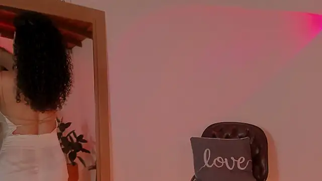 goddes helena online show from February 22, 2025, 11:24 pm