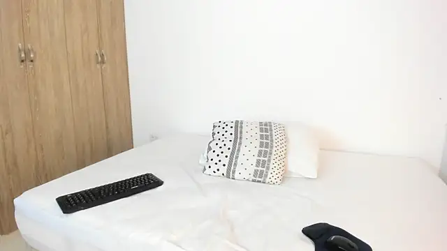 Snapshot of NAMIMAYERS2 chatting on April 29, 2026, 11:33 pm NAMIMAYERS2 online show from April 29, 2026, 11:33 pm