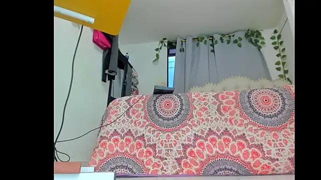 Snapshot of khalyn_jenner chatting on November 26, 2025, 10:32 pm khalyn jenner online show from November 26, 2025, 10:32 pm