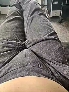 Snapshot of kiam471 chatting on February 24, 2026, 1:45 pm kiam471 online show from February 24, 2026, 1:45 pm