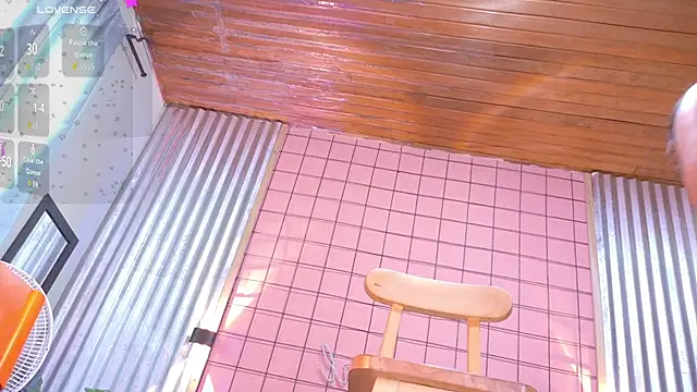 mensia hernandz online show from September 30, 2025, 1:28 pm