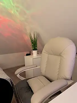 German Milf online show from February 17, 2026, 1:41 pm