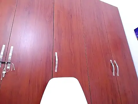 Snapshot of hornywife_ chatting on October 6, 2025, 6:30 pm hornywife  online show from October 6, 2025, 6:30 pm