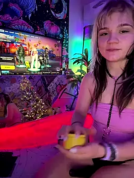 Cutiepiespanks online show from December 3, 2025, 1:28 am