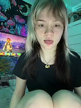 Cutiepiespanks online show from March 8, 2026, 2:37 am