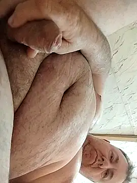 lawndad79 online show from February 9, 2026, 12:41 am