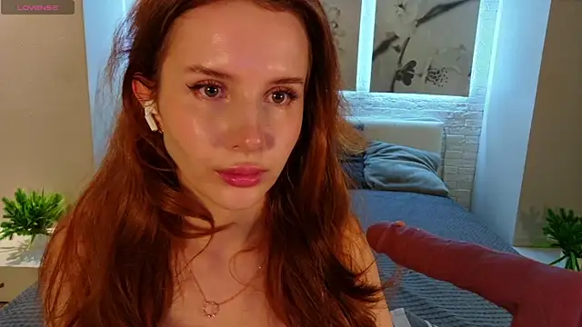 Snapshot of Betty_June chatting on July 29, 2026, 8:30 pm Betty June online show from July 29, 2026, 8:30 pm