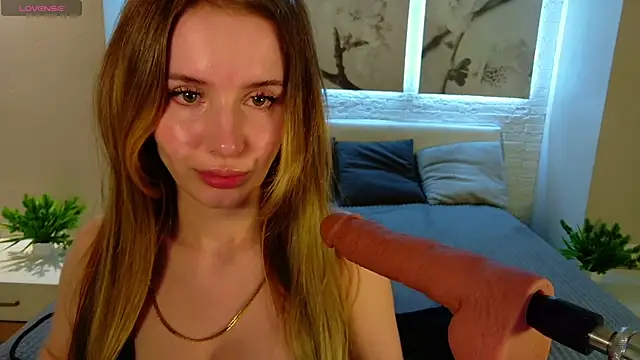 Betty June online show from May 26, 2026, 8:40 pm