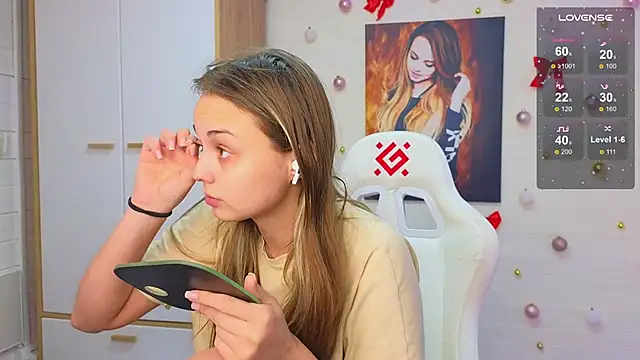 Snapshot of Misss_Vikk chatting on March 4, 2026, 2:58 pm Misss Vikk online show from March 4, 2026, 2:58 pm