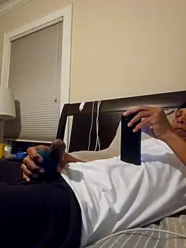 Snapshot of Vybezmaster chatting on November 23, 2025, 5:06 am Vybezmaster online show from November 23, 2025, 5:06 am