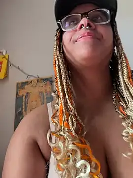 Snapshot of N1NT3NDH03 chatting on February 21, 2026, 10:56 pm N1NT3NDH03 online show from February 21, 2026, 10:56 pm