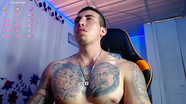 Snapshot of Adam_Hudsond chatting on December 18, 2025, 6:12 pm Adam Hudsond online show from December 18, 2025, 6:12 pm