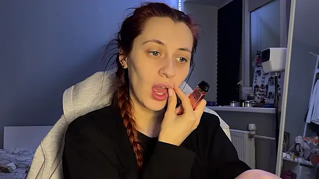 Snapshot of Uniarten chatting on January 10, 2026, 6:03 pm Uniarten online show from January 10, 2026, 6:03 pm