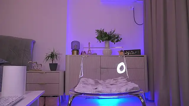 lildiaa online show from March 20, 2026, 5:58 pm