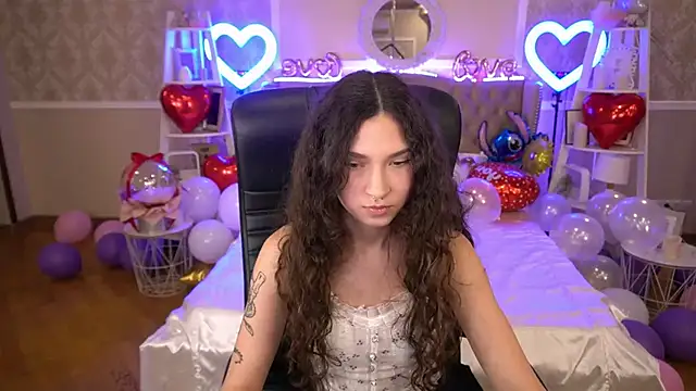 Snapshot of BabyFlowerr chatting on February 12, 2025, 8:07 pm BabyFlowerr online show from February 12, 2025, 8:07 pm
