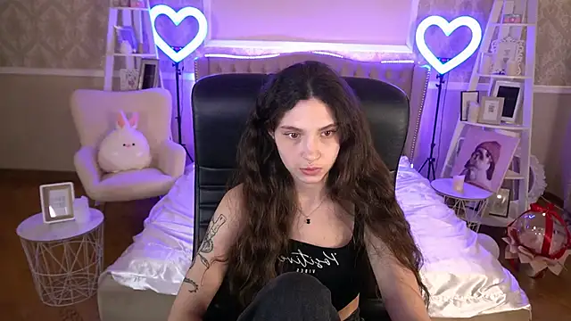 Snapshot of BabyFlowerr chatting on March 17, 2025, 5:12 am BabyFlowerr online show from March 17, 2025, 5:12 am