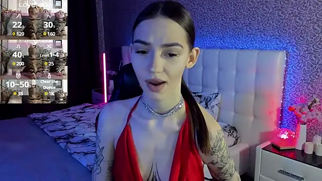 SophieCatty online show from March 19, 2025, 9:28 am