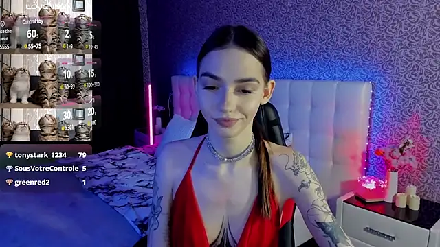 SophieCatty online show from March 19, 2025, 12:34 pm