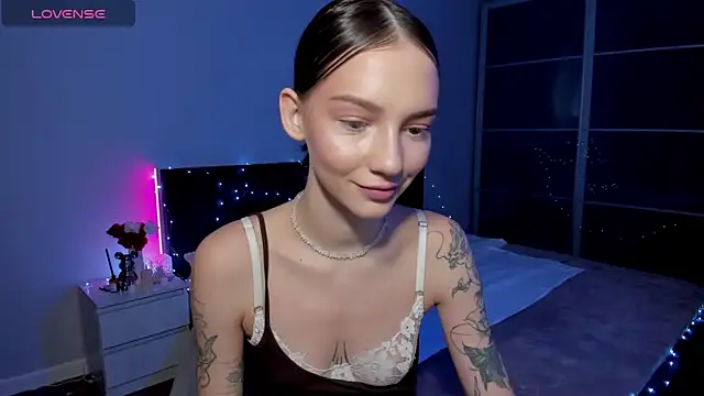 Snapshot of SophieCatty chatting on March 28, 2026, 12:11 am SophieCatty online show from March 28, 2026, 12:11 am