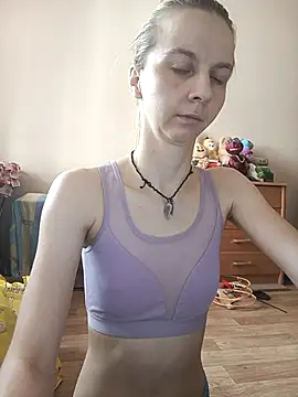 Snapshot of Bell_a_mi_ chatting on July 5, 2026, 10:00 am Bell a mi online show from July 5, 2026, 10:00 am