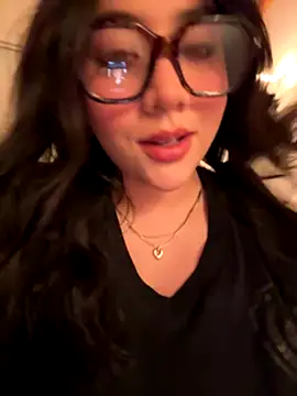 Snapshot of marcimaa chatting on September 20, 2025, 11:21 pm marcimaa online show from September 20, 2025, 11:21 pm