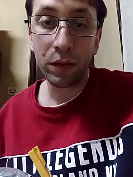 Snapshot of White_rabbit_ chatting on February 20, 2025, 12:41 am White rabbit  online show from February 20, 2025, 12:41 am