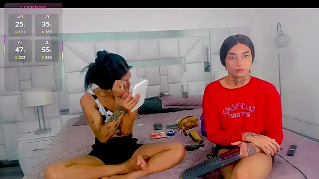 Snapshot of nickyminach_ chatting on September 12, 2025, 11:32 am nickyminach online show from September 12, 2025, 11:32 am