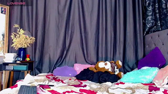 Snapshot of nickyminach_ chatting on March 16, 2025, 6:53 am nickyminach online show from March 16, 2025, 6:53 am