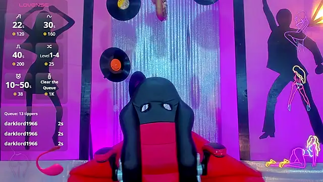 Snapshot of nickyminach_ chatting on November 8, 2025, 7:17 pm nickyminach online show from November 8, 2025, 7:17 pm