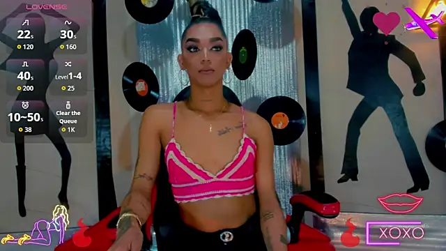 Snapshot of nickyminach_ chatting on September 16, 2025, 7:15 pm nickyminach online show from September 16, 2025, 7:15 pm