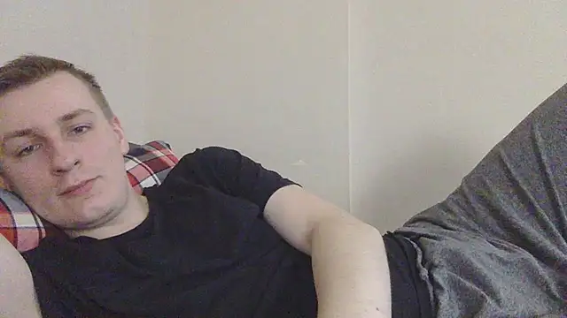 Snapshot of your_andy chatting on November 15, 2025, 7:56 am your andy online show from November 15, 2025, 7:56 am