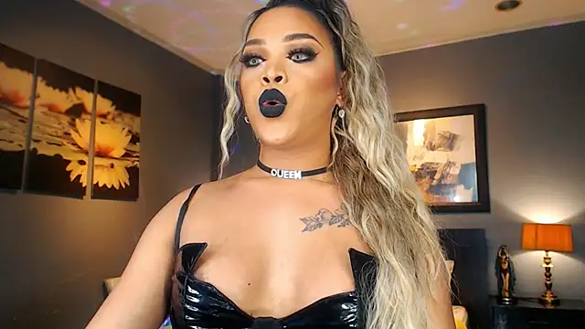 MarryQueen22 online show from February 24, 2026, 12:44 am