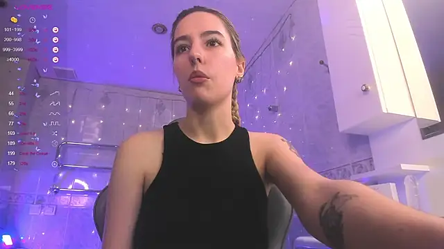 Fire moth online show from February 25, 2025, 6:47 am