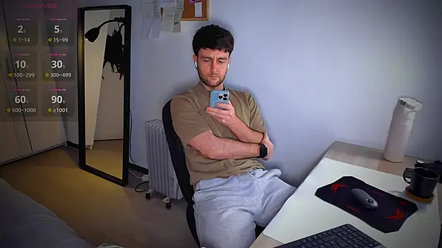 HonestAndrew online show from February 18, 2026, 12:01 pm