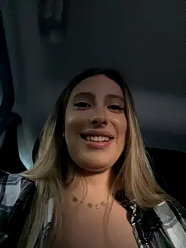 Eva Ryen online show from September 15, 2025, 4:07 pm