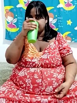 SusanaEshwar online show from February 14, 2026, 10:43 pm