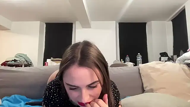 Snapshot of onefire56 chatting on January 24, 2025, 8:32 pm onefire56 online show from January 24, 2025, 8:32 pm