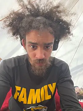 Mrvanillaa online show from April 8, 2026, 9:38 pm