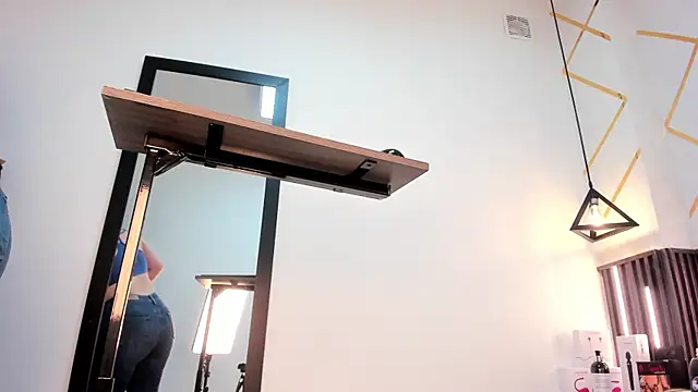  rebecca1 online show from September 15, 2025, 2:28 pm