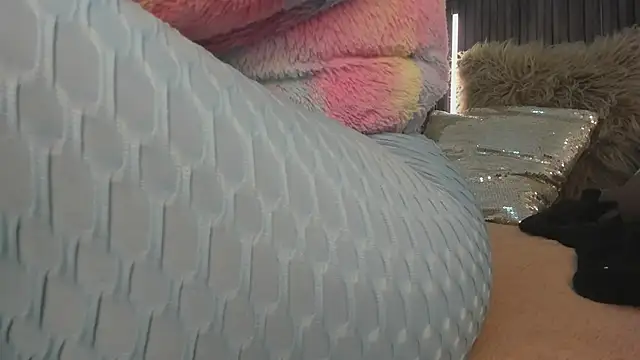  rebecca1 online show from January 9, 2026, 2:02 pm