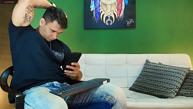 Snapshot of GendersonFit chatting on September 23, 2025, 10:39 pm GendersonFit online show from September 23, 2025, 10:39 pm